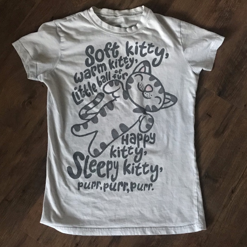 Soft Kitty from Big Bang Theory graphic T size M